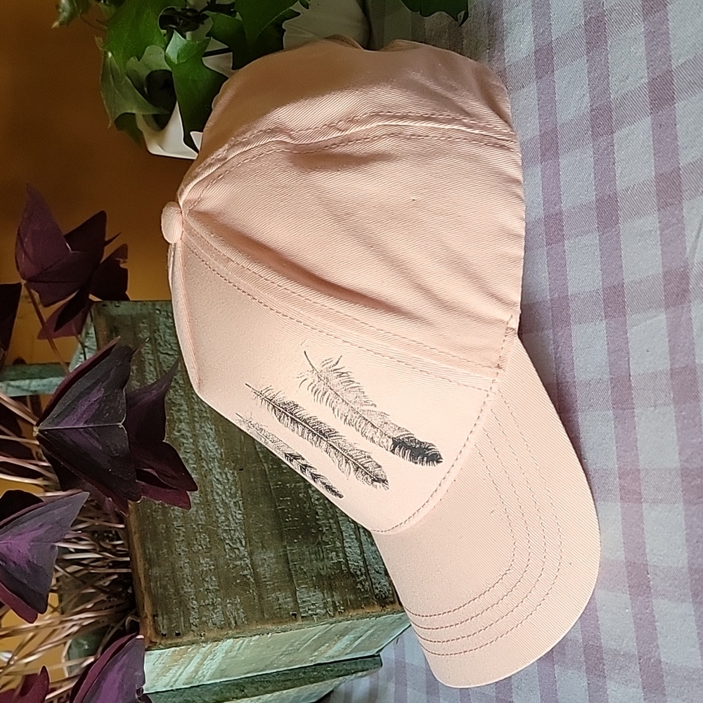 Feather Cap - Picture 2 of 7